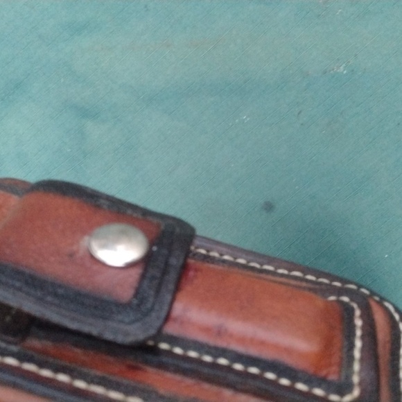 Brown Hand Tooled Leather Garfield Wallet and Phone Case - Picture 5 of 6